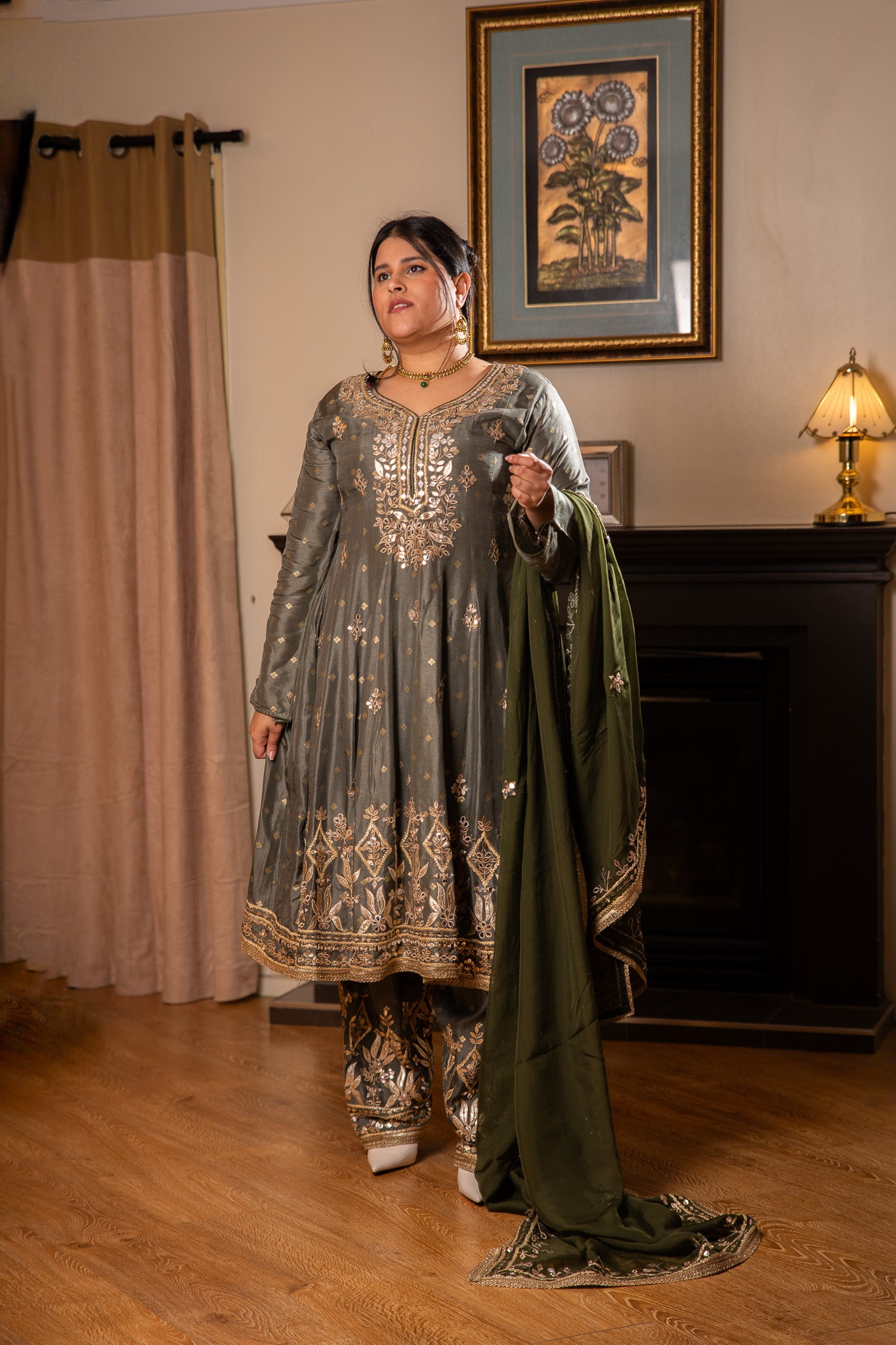Regal Gota Patti Anarkali