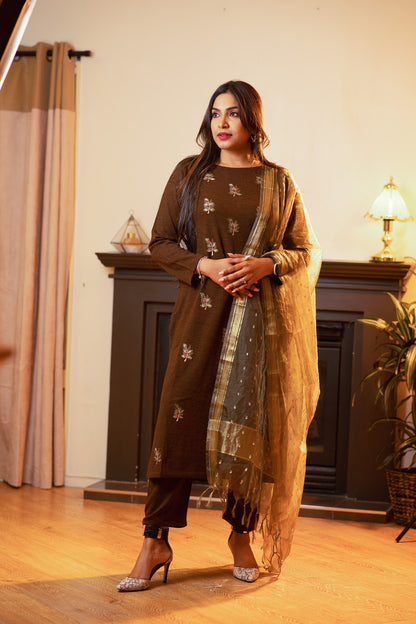 Wool Ensemble with Organza Dupatta